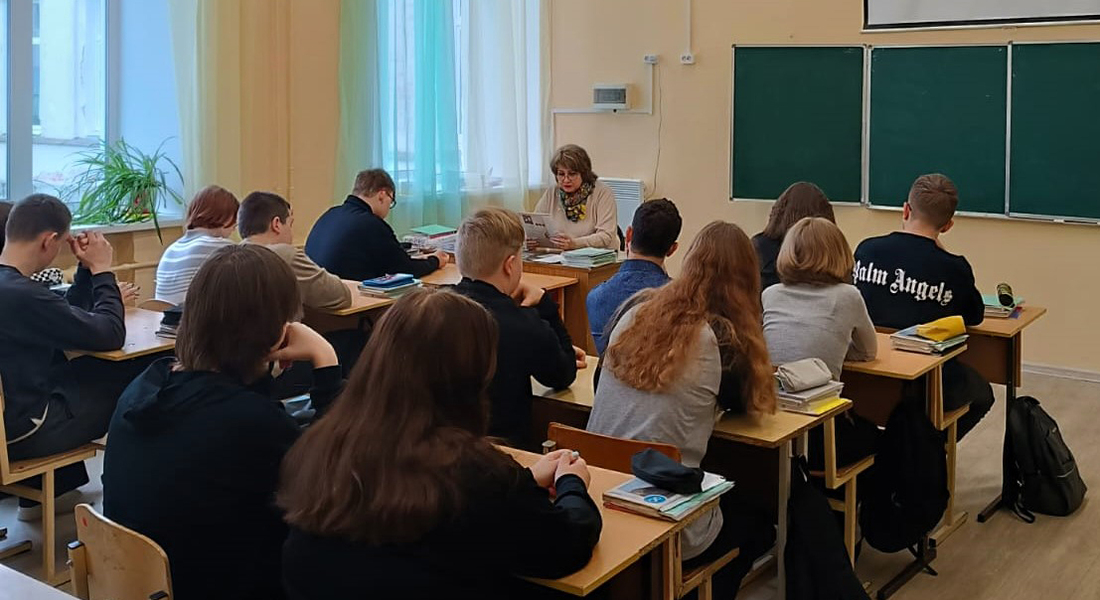 Сотрудники Кашинского краеведческого музея присоединились к XV Международной акции "Читаем детям о Великой отечественной войне" Сотрудники Кашинского краеведческого музея присоединились к XV Международной акции "Читаем детям о Великой отечественной войне"