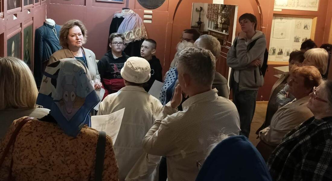 В Кашинском краеведческом музее в "Ночь музеев" говорили о семейных традициях и пели песни В Кашинском краеведческом музее в "Ночь музеев" говорили о семейных традициях и пели песни
