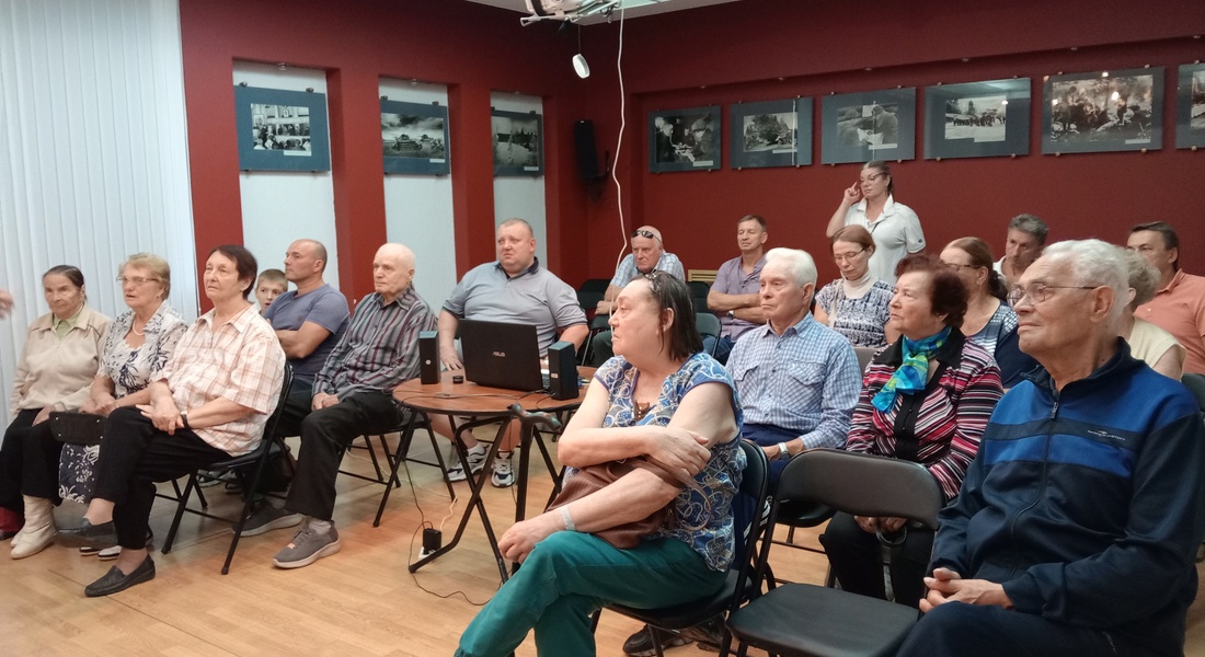 Четвероногие помощники Четвероногие помощники