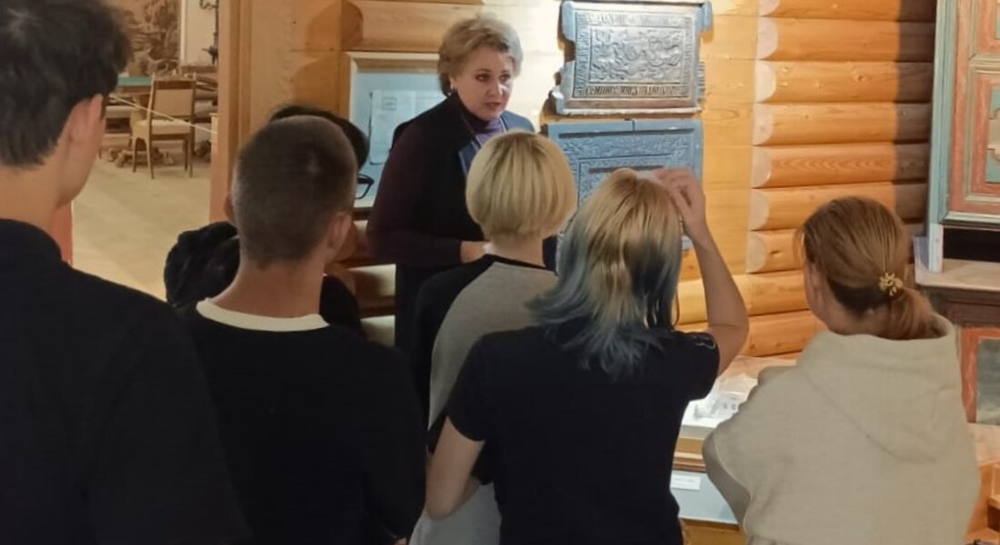 Студенты-медики знакомятся с Кашиным Студенты-медики знакомятся с Кашиным