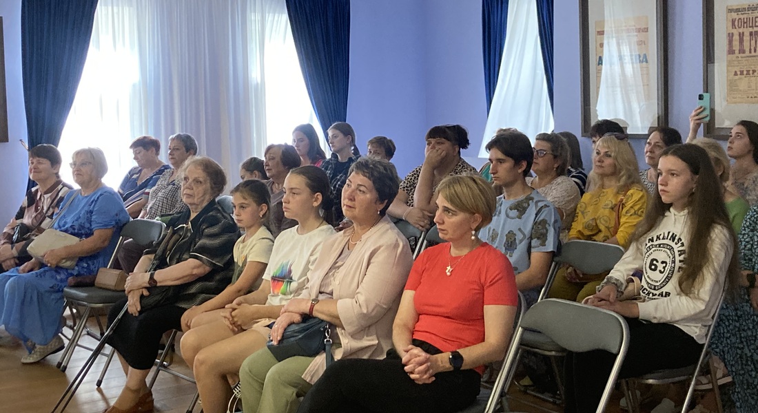 Концерт «Музыкальная династия» ко Дню города Бежецка Концерт «Музыкальная династия» ко Дню города Бежецка