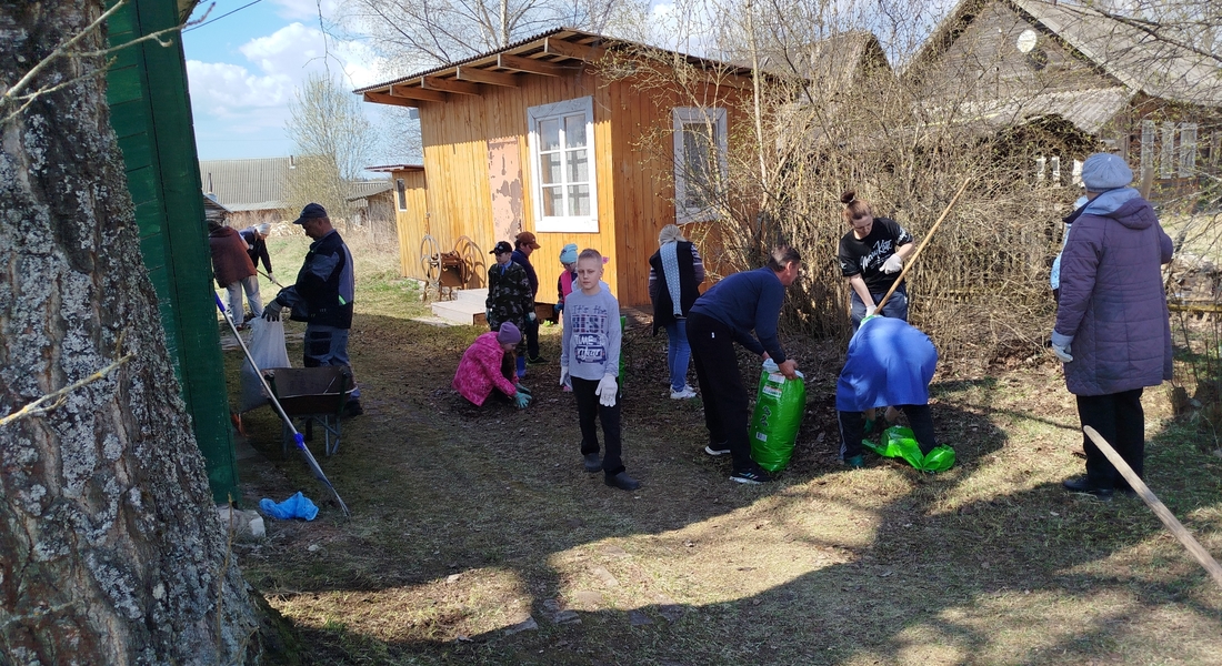 В Ворошиловском краеведческом музее  ударным трудом  отметили Международный день защиты памятников и исторических мест