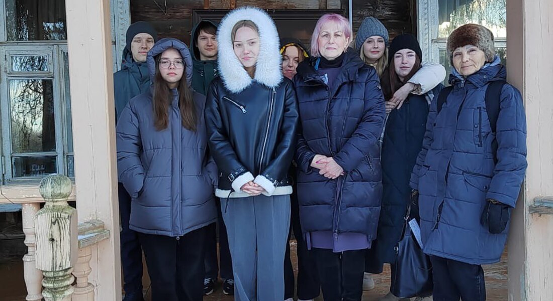 Встреча, посвященная роли музыки в жизни А.А. Ахматовой, прошла в Музейно-литературном центре «Дом поэтов» Встреча, посвященная роли музыки в жизни А.А. Ахматовой, прошла в Музейно-литературном центре «Дом поэтов»