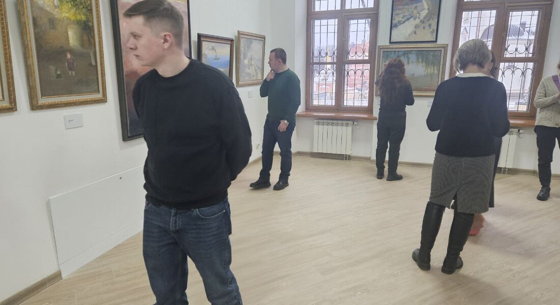 В Тверском краеведческом музее открылась выставка «Пока светло» В Тверском краеведческом музее открылась выставка «Пока светло»