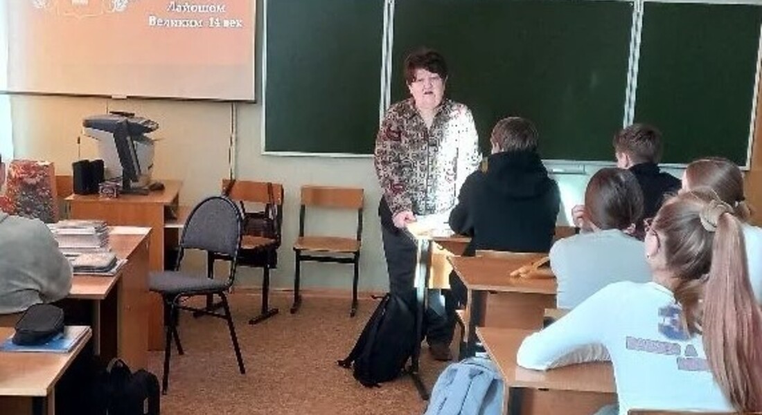 Сотрудники Бельского краеведческого музея провели беседу о Евгении Боратынском Сотрудники Бельского краеведческого музея провели беседу о Евгении Боратынском