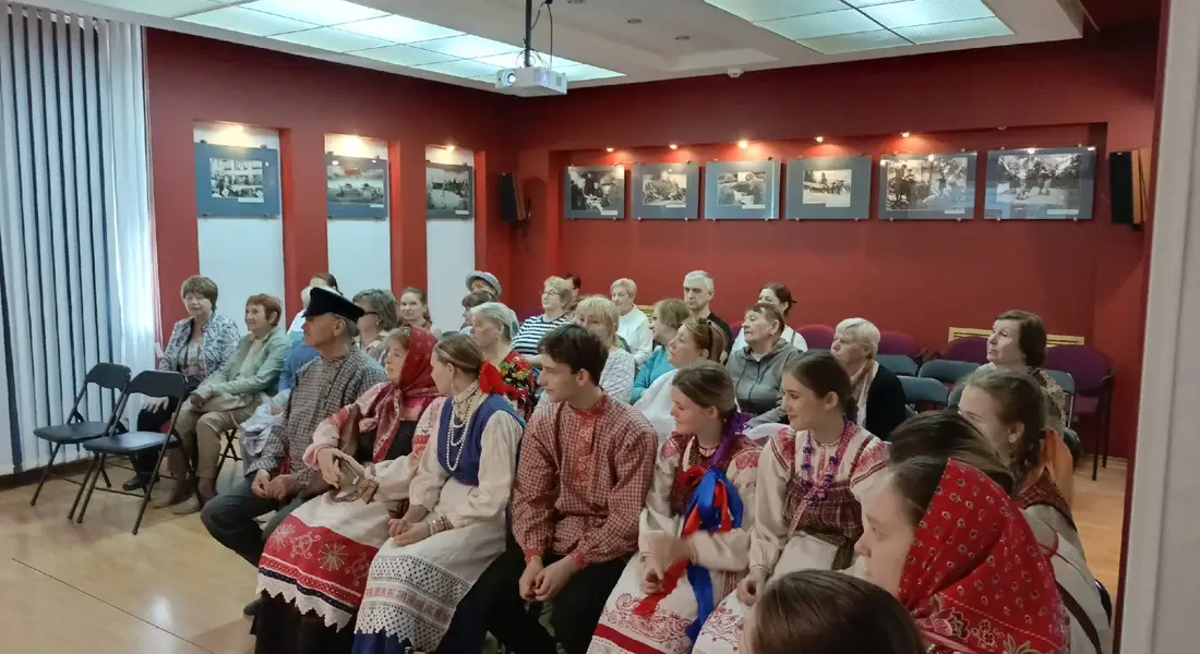 Фольклор и память: как прошла «Ночь музеев» в Музее Калининского фронта Фольклор и память: как прошла «Ночь музеев» в Музее Калининского фронта