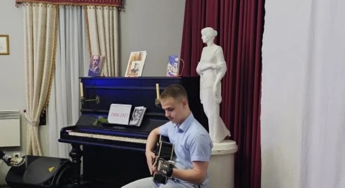 «Ночь музеев» при свете фонарей «Ночь музеев» при свете фонарей