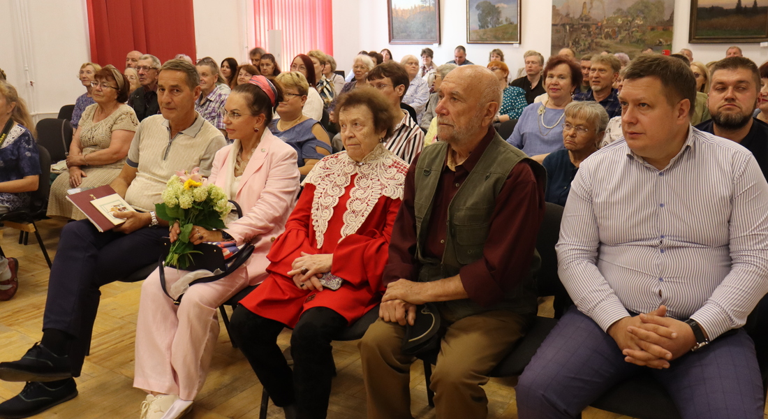 Торжественное открытие выставки, посвященной творчеству двух художников — Германа Ивановича Незнайкина и Михаила Георгиевича Надышнева