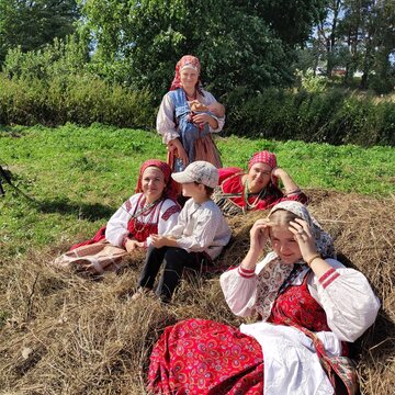 Занятия по женскому фольклорному пению Курс «Мир фольклора» (16+)