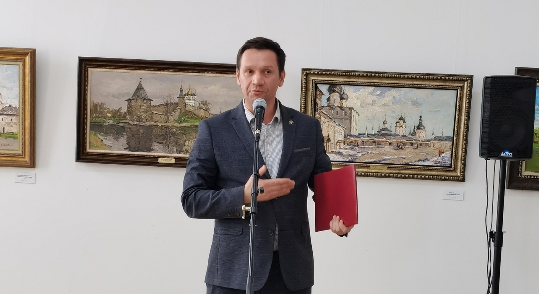 В Тверском краеведческом музее открылась юбилейная выставка академика Николая Давыдова «Земля, что сердцу дорога»