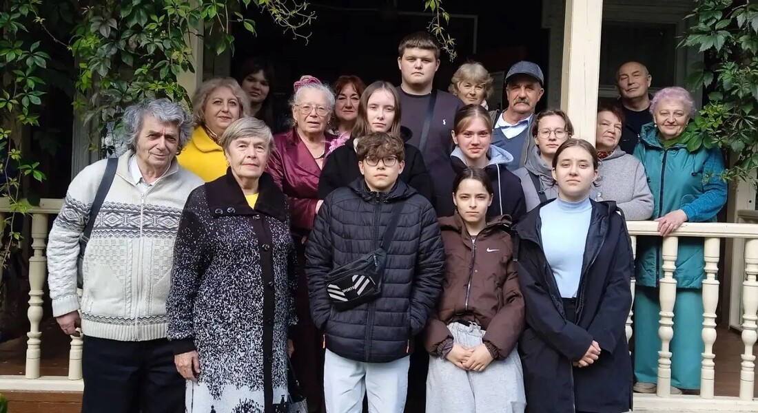 «Литературная гостиная памяти С. И. Сенина»: в «Доме поэтов» вспомнили бежецкого краеведа и ахматоведа «Литературная гостиная памяти С. И. Сенина»: в «Доме поэтов» вспомнили бежецкого краеведа и ахматоведа