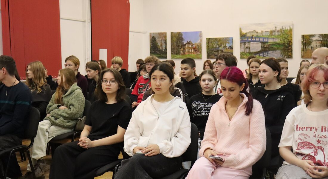 «Круглый стол о ЗОЖ в Вышневолоцком музее: студенты учились заботиться о здоровье в интерактивном формате»