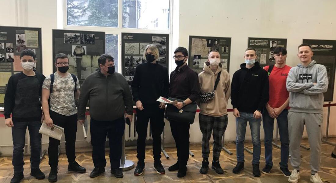 Музей Калининского фронта представил передвижные выставки на гала-концерте областного детско-юношеского фестиваля патриотической песни «Отечество»