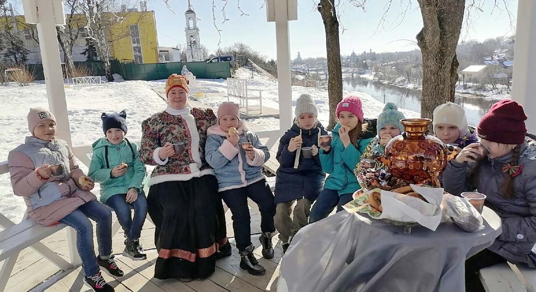 Познавательно-развлекательное занятие «Жаворонки»