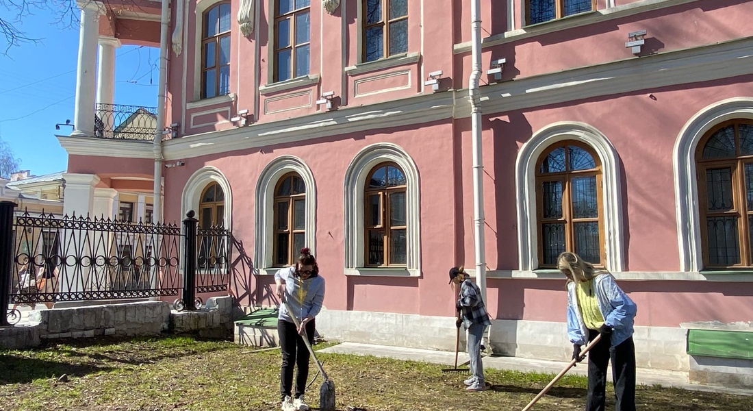 Субботники в филиалах ТГОМ Субботники в филиалах ТГОМ