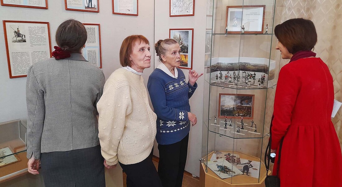 «Недаром помнит вся Россия...»