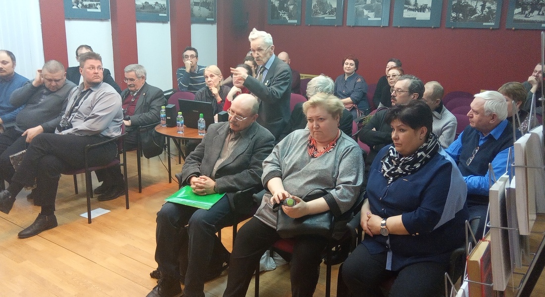 Круглый стол «Калининская область в годы ВОВ: три тяжелых года – 75 лет изучения» Круглый стол «Калининская область в годы ВОВ: три тяжелых года – 75 лет изучения»