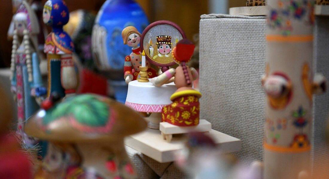 Стратегическая сессия, посвященная развитию народных художественных промыслов.