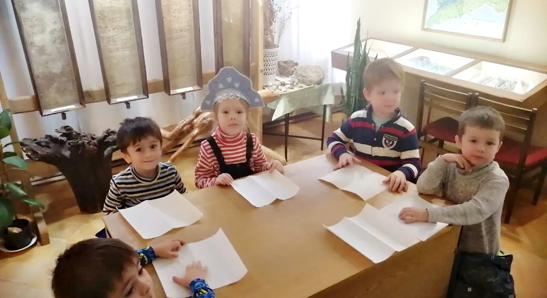 Интерактивная программа «Новогодняя история в музее»