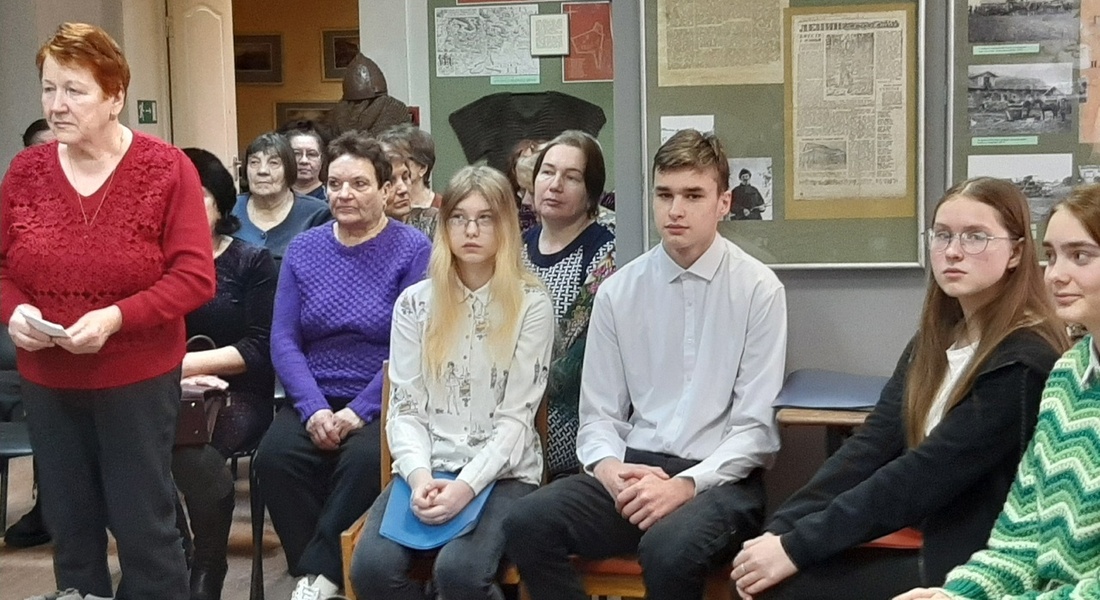 Нам подвиг Сталинграда не забыть Нам подвиг Сталинграда не забыть